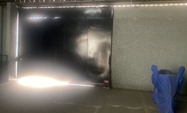 OPORTUNIDAD! Nave industrial con dos bodegas en Venta