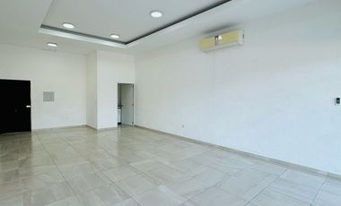 LOCAL EN RENTA PLAZA TILA EN CIUDAD DEL CARMEN CAMPECHE