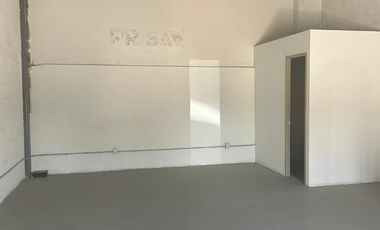 Avenida Peñaflor locales en renta