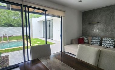 Renta casa en conkal 3 recamaras con paneles solares