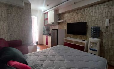 DISEWAKAN STUDIO FURNISH BASSURA CITY APARTEMEN FREE IPL