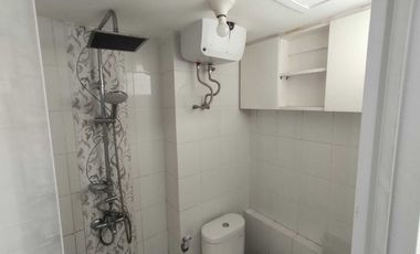 DISEWAKAN STUDIO FURNISH BASSURA CITY APARTEMEN FREE IPL