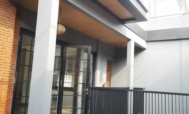 Rumah Murah Terawat Dalam Cluster Di Cipete Jakarta Selatan