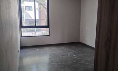 EN VENTA CASA NUEVA EN LA COL. BELLAVISTA