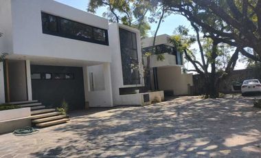 EN VENTA CASA NUEVA EN LA COL. BELLAVISTA