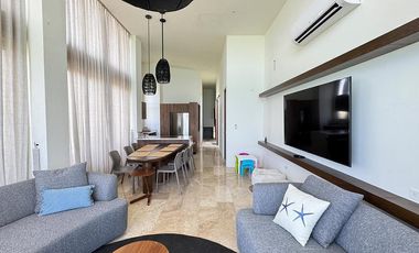 PH Frente al Mar Amueblado y Equipado