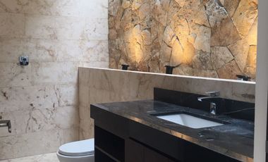 Casa en venta en Mérida, zona norte, 4 hab, 434 m² de construcción