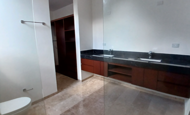 Casa en venta en Mérida, zona norte, 4 hab, 434 m² de construcción