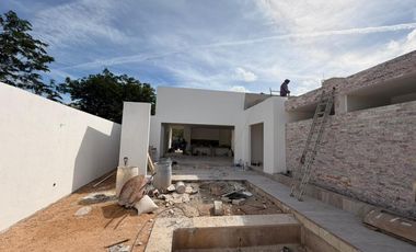 CASA EN VENTA DE UNA PLANTA EN DZITYÁ, MÉRIDA; YUCATÁN