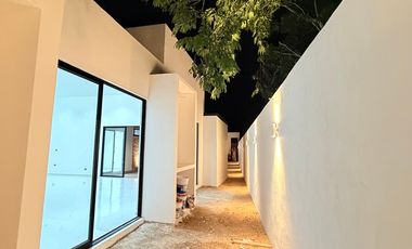 CASA EN VENTA DE UNA PLANTA EN DZITYÁ, MÉRIDA; YUCATÁN