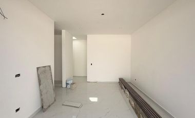 CASA EN VENTA DE UNA PLANTA EN DZITYÁ, MÉRIDA; YUCATÁN