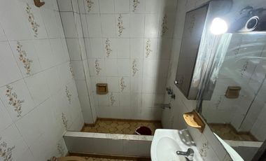 Venta en block en mataderos- 4 unidades - 2 locales   2 dptos