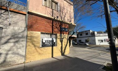 Venta en block en mataderos- 4 unidades - 2 locales   2 dptos
