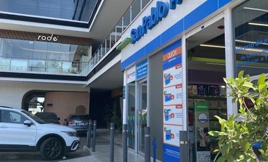 LOCAL EN VENTA/RENTA EN LA RESERVA EL CAMPANARIO, QUERÉTARO