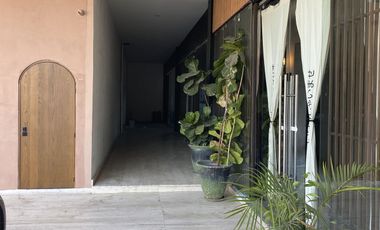 LOCAL EN VENTA/RENTA EN LA RESERVA EL CAMPANARIO, QUERÉTARO