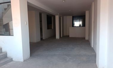 Casa en Venta ideal para inversion en San Juan de Lurigancho