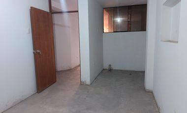 Casa en Venta ideal para inversion en San Juan de Lurigancho