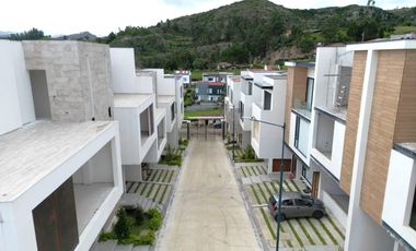 Casa en Venta- Challuabamba