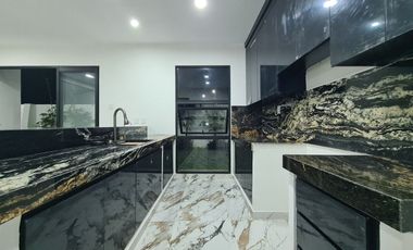 Casa en VENTA en Punto Lomas | 4 recámaras