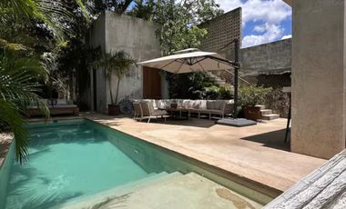 Se Vende Casona Remodelada en el Corazón de Mérida