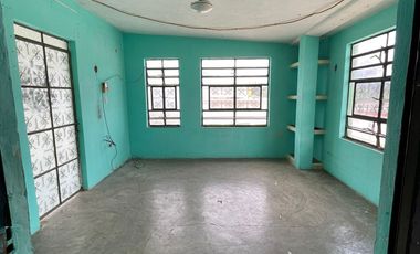 CASA EN VENTA EN ESQUINA EN TICUL