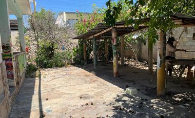 CASA EN VENTA EN ESQUINA EN TICUL