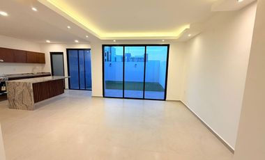 Casa en Venta en Veracruz Fracc. Lomas del Dorado Boca del Río Ver.