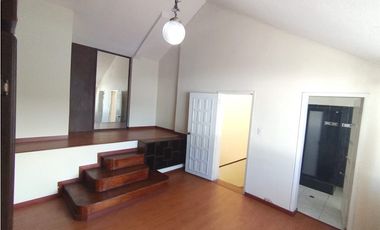 Jipijapa.(Shyris), Hermosa Casa en Venta, 123m2