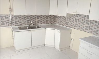 Jipijapa.(Shyris), Hermosa Casa en Venta, 123m2