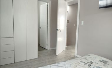 Mitad del Mundo, Hermosa Casa  en Venta,  165m2 con terreno