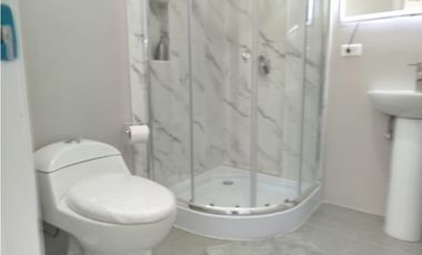 Mitad del Mundo, Hermosa Casa  en Venta,  165m2 con terreno