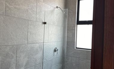 CASA EN VENTA EN PUNTA TIBURON