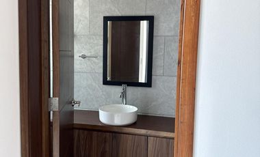CASA EN VENTA EN PUNTA TIBURON