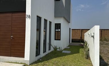 CASA EN VENTA EN PUNTA TIBURON
