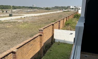 CASA EN VENTA EN PUNTA TIBURON