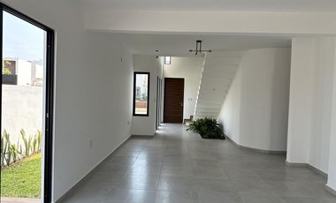 CASA EN VENTA EN PUNTA TIBURON