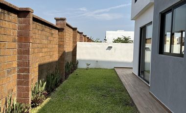 CASA EN VENTA EN PUNTA TIBURON