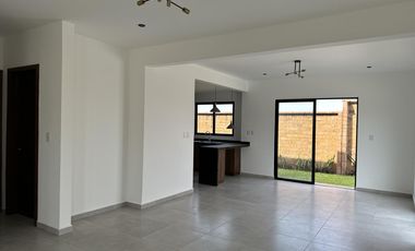 CASA EN VENTA EN PUNTA TIBURON