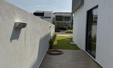 CASA EN VENTA EN PUNTA TIBURON