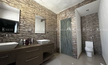 SALON DE EVENTOS EN VENTA ZONA SUR