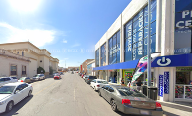 LOCALES COMERCIALES EN RENTA EN ESQUINA, ZONA CENTRO.