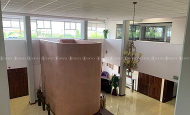 EDIFICIO COMERCIAL EN VENTA  IDEAL PARA OFICINAS, CERCA DE  BLVD. ORTIZ MENA