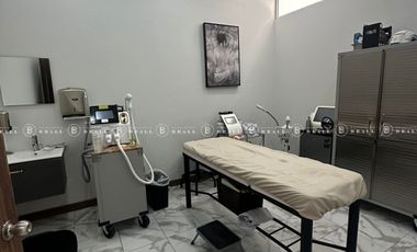 LOCAL COMERCIAL EN VENTA EN PLAZA  RAYUELA EN CANTERA