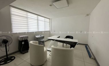 OFICINA EN RENTA  EN AV. UNIVERSIDAD