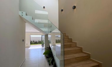 CASA EN VENTA EN PUNTA TIBURON