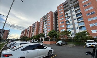 Se vende apartamento en Cerritos Reservado