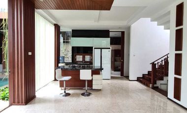 Rumah Tropical Modern Mewah Plus Swim Pool Kebayoran Bintaro Sektor 7
