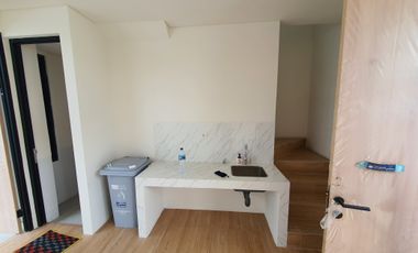 Rumah Minimalis Modern 2 Lantai Lippo Cikarang, 35 Juta Pertahun