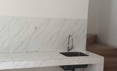 Rumah Minimalis Modern 2 Lantai Lippo Cikarang, 35 Juta Pertahun