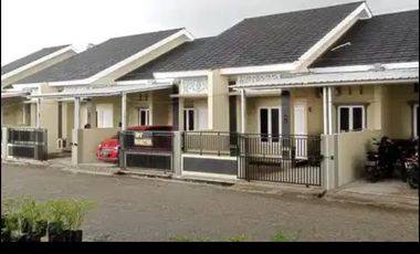 Rumah baru siap huni sistem cluster Tamangapa Raya